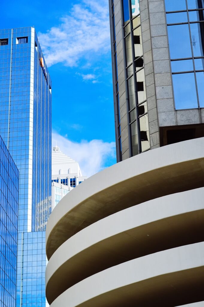 Skyline of Tampa, Florida, illustrating the booming business environment poised for an SEO revolution.
