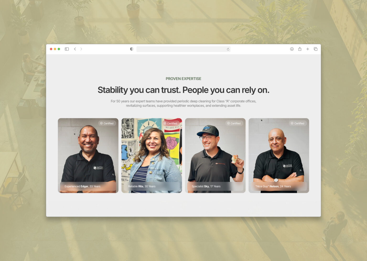 Website section showcasing the Intex expert team with over 50 years of experience in periodic deep cleaning for Class A corporate offices.